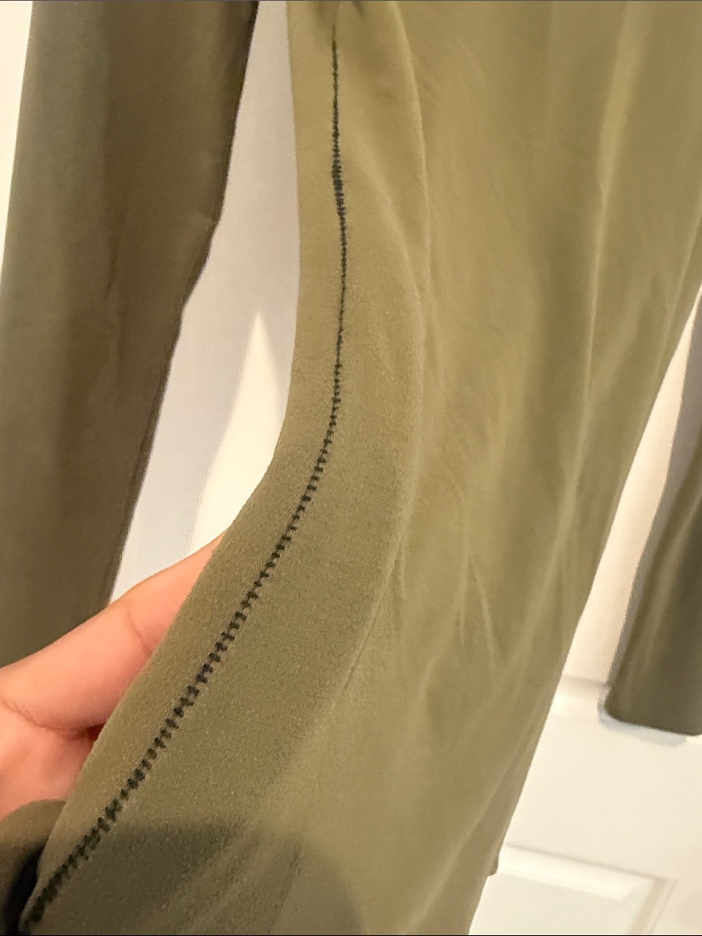 🇺🇸Double layered olive green top - Picture 5 of 5